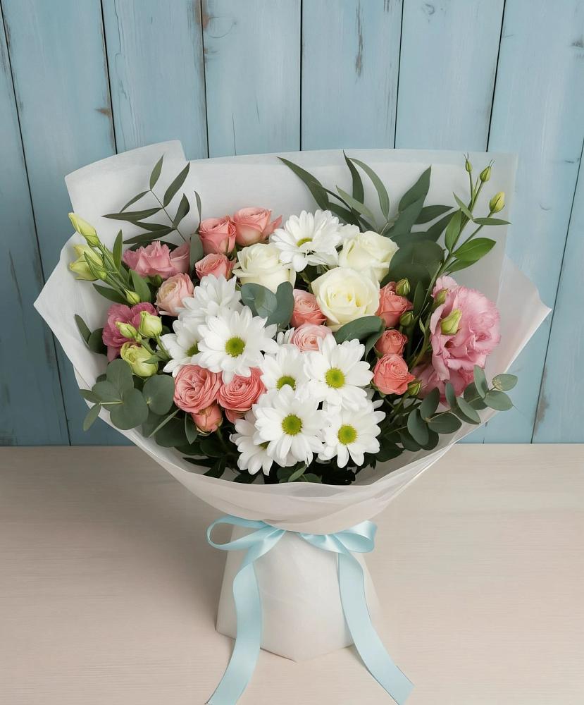 Букет цветов из: Розы, Лизиантусы и Хризантемы в Нижнетроицкий