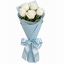 Букет 5 Белых роз Проуд в Нижнетроицкий
