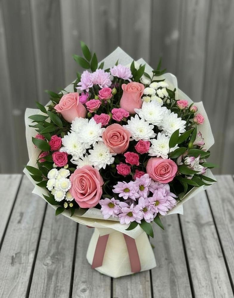 Букет цветов из: Альстромерии, Гвоздики, Розы и Хризантемы в Нижнетроицкий