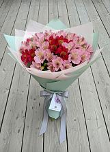 Букет цветов из:  Альстромерии в Нижнетроицкий