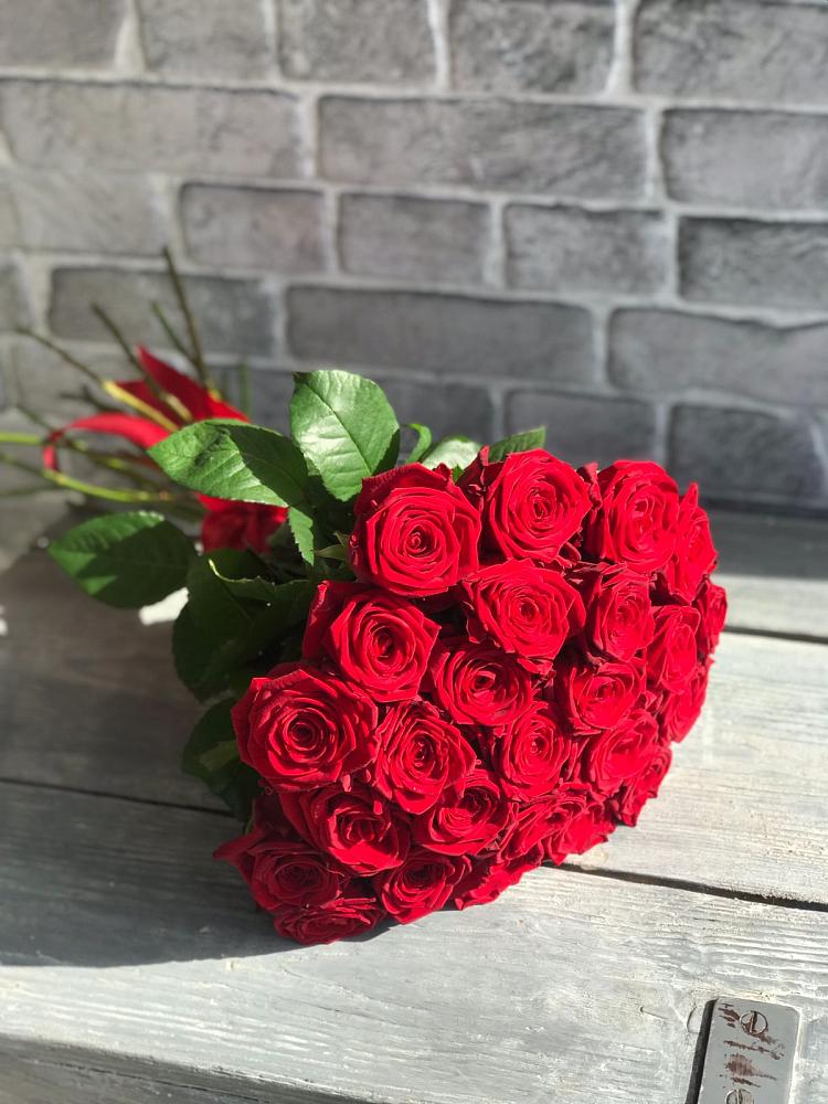 Букет Красные розы Фридом в Нижнетроицкий