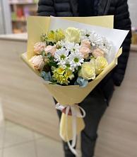 Букет цветов из:  Альстромерии, Розы и Хризантемы в Нижнетроицкий
