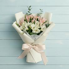 Букет цветов из:  Альстромерии в Нижнетроицкий