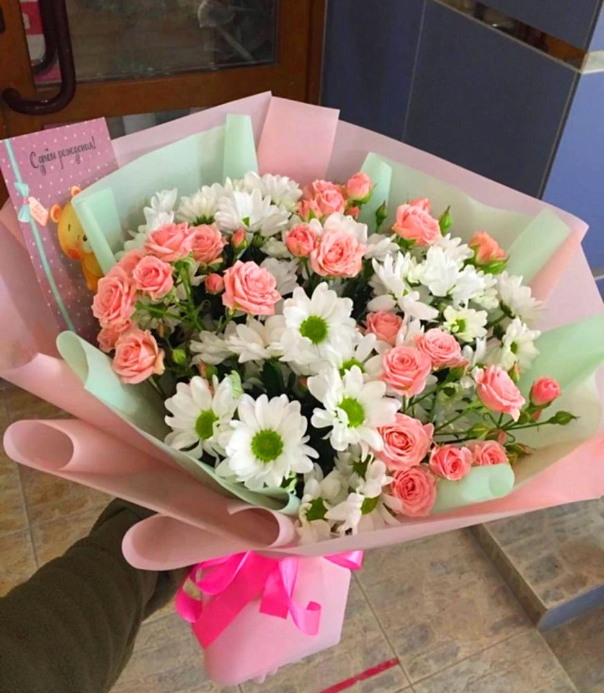 Букет цветов из: Розы и Хризантемы в Нижнетроицкий