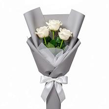 Букет 3 белые розы в Нижнетроицкий