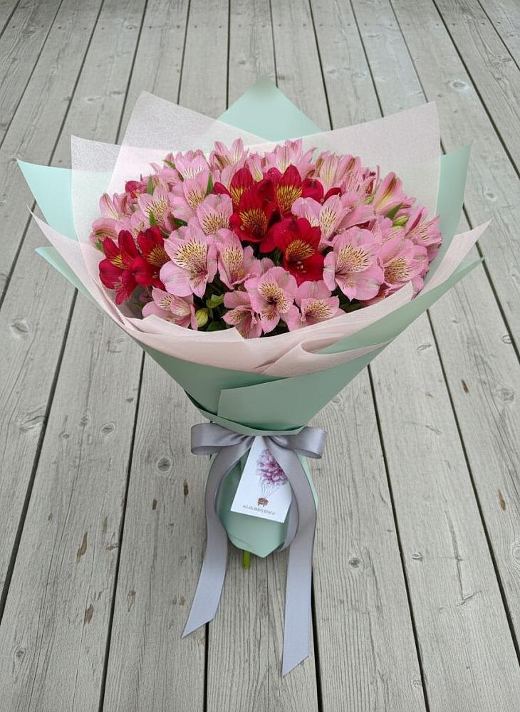 Букет цветов из: Альстромерии в Нижнетроицкий