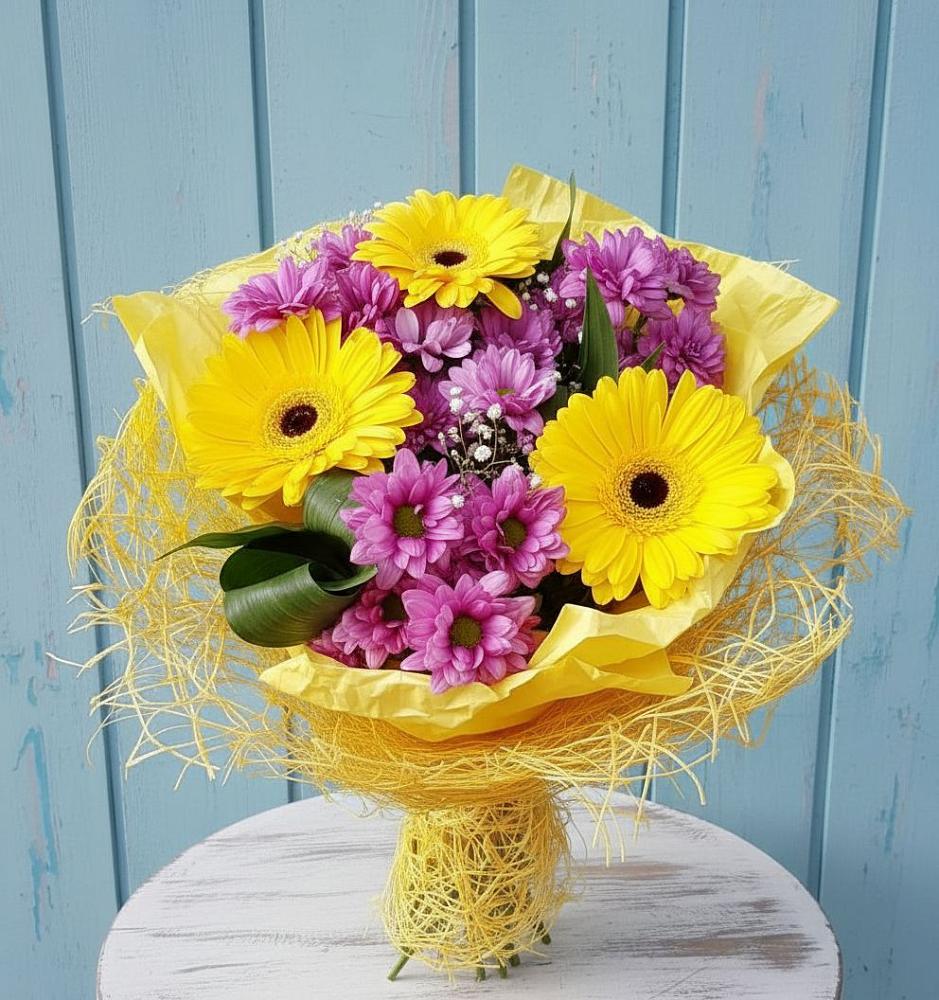 Букет цветов из: Хризантемы и Герберы в Нижнетроицкий